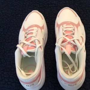 Women’s Nike Air Size 10